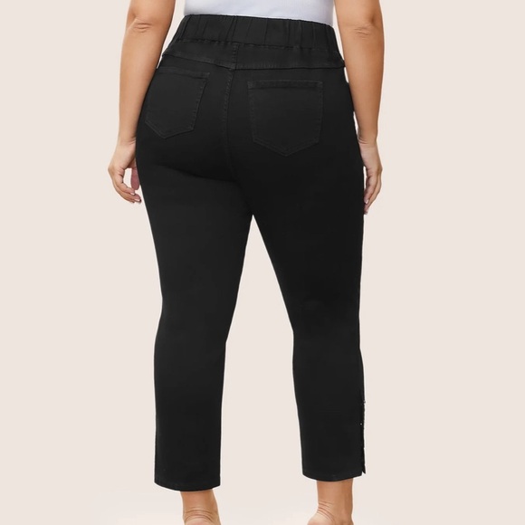 BloomChic Plus Size 2XL Black Wash Button Detail Elastic Wais Slim Jeans us20 - Picture 2 of 8